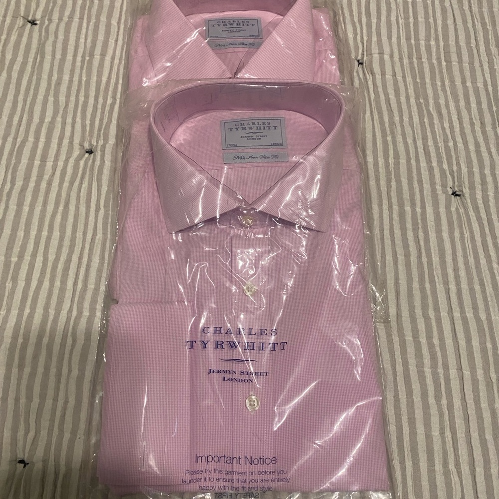 Charles Tyrwhitt Light Pink Formal Shirt